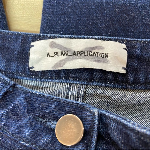 A_PLAN_APPLICATION Dark Wash Bootcut Jeans Sz 29 - Picture 2 of 3
